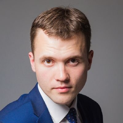 Research & evaluation officer of the Center for Advanced Governance