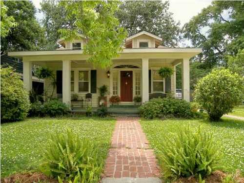 Southern Cottage Style Homes in the Heart of Lafayette, LA