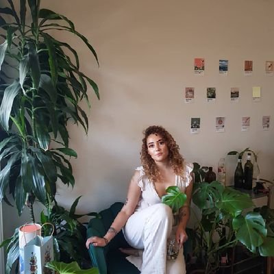 arts'n'crafts blogger, plant hoarder & coffee addict. Check out for more @ https://t.co/PpabiCTdcf