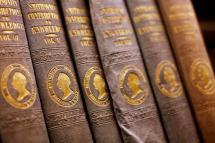 ♛King Librarian Observer of all Books
