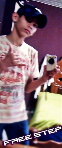 Meu nome é Arthur , tenho 13 anos moro em arapongas
quer saber mais ? me siga =D
e add meu msn : arthur_100freestep@hotmail.com