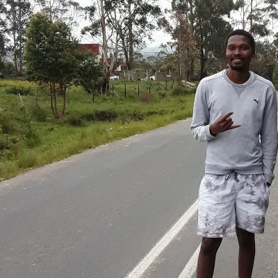 ♈A guy from Portshepstone KZN Liverpool fc fan💯
Lo Wears