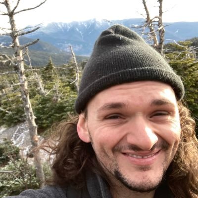 Software engineering student || learning to master Vue.js ✨ #FrontEndJourney 🚀 || he/him