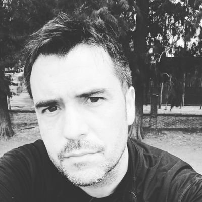 sanrivasmurphy's profile picture. Fill in the gap _ Los tibios se queman en el infierno 🔥🔥