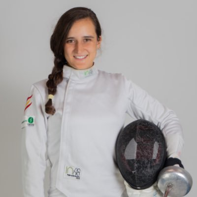 Miembro del equipo nacional de Espada. Campeona de España por equipos 2017-18-20🤺🏆