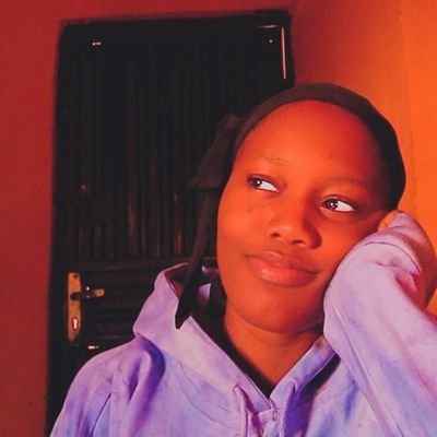 TemiAkinbinu's profile picture. Fashion designer | Frontend developer