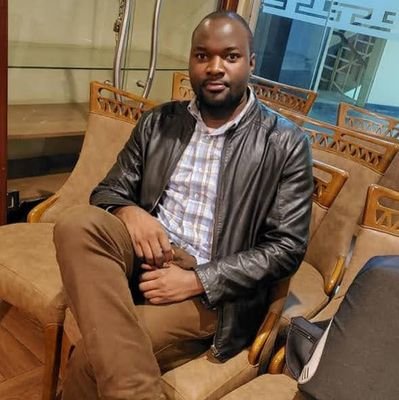 RONNIEKI's profile picture. IT specialist | Banker | Business man