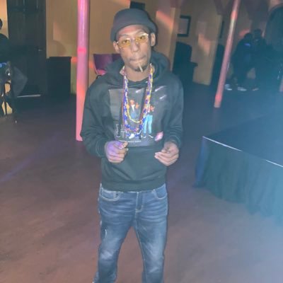 Riding Stars Mixtape💫 BagStar Music🎼Fuck nigga went broke givin his hoe money 🧐 Superstar🎙LL Joequan LLBG LL Trees🌴🕯 Free Chop Free Peezy Drugstore 25/8🏪
