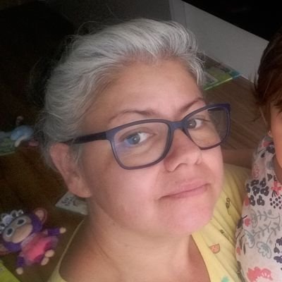 FlviaAbreu's profile picture. Life is very simple. We put problems there and if we who did it, so we should be able to solve them by ourselves.