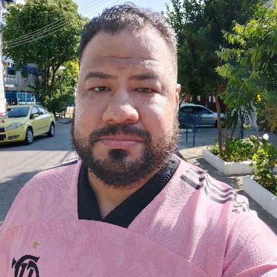 leonardobps's profile picture. Geek, do ramo de tecnologia, apreciador de boa cerveja, rubro negro de coração e alma. Não dispenso uma boa prosa de Flamengo e tomar um gelo com os amigos!