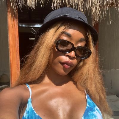 Candace2xs_'s profile picture. ignore me