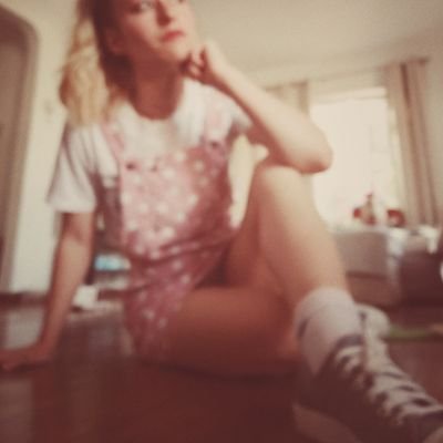 liltimeblindgrl's profile picture. {professional dilly-dallyer}
a human being practicing surviving as a human doing.
she/her/hers