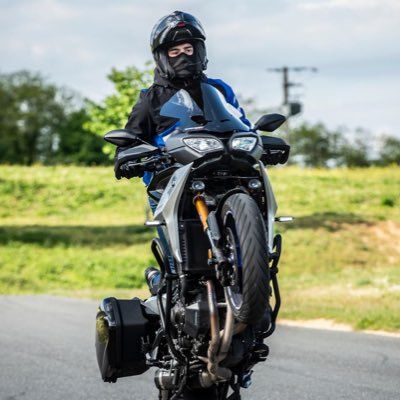 JOCKER MASKEY 🃏
Créateur de vidéos
🏁 1250RT 🏍
🌍 Paris, France 🚀🗺
📬 DM & Mail for collabs 🤜🏻🤛🏻
⬇️ Lien de ma chaîne YouTube ⬇️