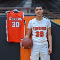 Brayden Coxson (@coxsonbrayden) 's Twitter Profile