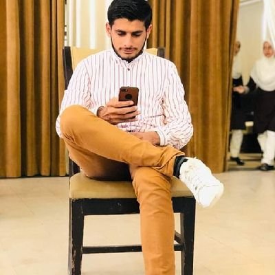 ZeeshanKalyar3's profile picture. Alhamdulilah Muslim
Show yourself like a sky which didn't need to explain height
