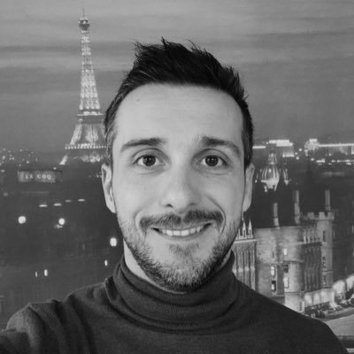 xdone's profile picture. Una onda radioactiva me golpeó y atravesé un agujero de gusano. Ahora, estoy perdido en un lejano lugar del universo...real oviedo