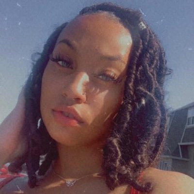LLAllen 🕊PrettyAss Jess😚 Single, And Period 😊
