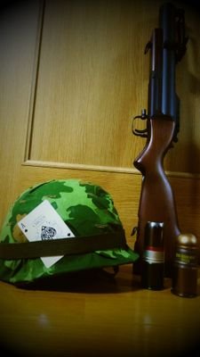 ナム戦っぽい装備や日本軍装備でサバゲーをしているただの変人です。
愛銃は九六式軽機関銃。
無言フォロー失礼致します。