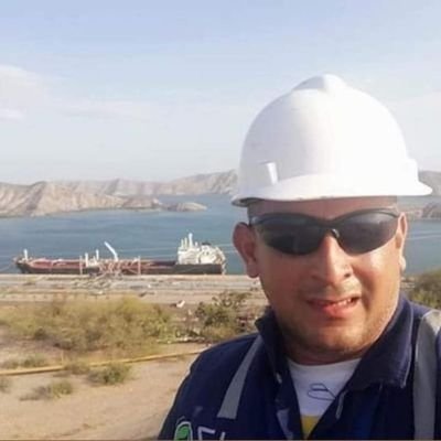 Venezolano, Ingeniero mantenimiento industrial, Experto en aplicación productos químicos para la deshidratacion de crudo, Pasión área producción petrolera🇻🇪