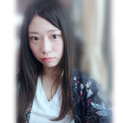 めいめい推し!最近有吉eeeeeや大豆の松ちゃんのおかげでおひさまにクラロワプレーヤーが多いいこと知ったのでクラロワ下手くそながらも頑張ってます!フレンドなってフレバトしてもらえたらうれしいです!ちなみにクラロワのプレーヤー名は雨宮太陽です!