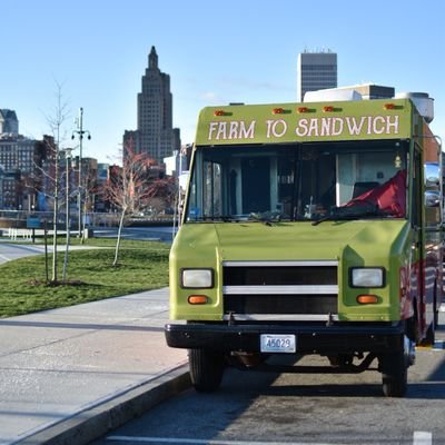 Thoughts of a 1997 Chevy P.30 Food Truck named Sammy. Currently residing in Providence RI. Bringing banging Sandwiches closer to you!