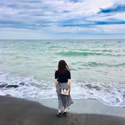 副業でインタビューライター、記事ディレクターやってます|30歳から年15万円を本へ投資📚|本業はIT企業の会社員(Webマーケ・CRM支援)|インタビュー記事執筆依頼はDMまで