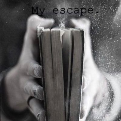 kikisjsjs's profile picture. •Thoughts&Poetic flows •Made This Platform From Escape To The Healing process