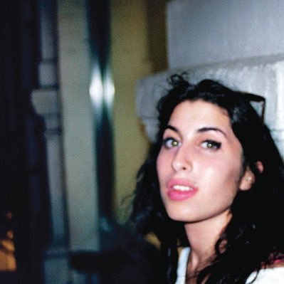 random Amy Winehouse posts