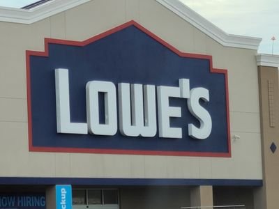 Lowe's of Prince George, VA #2918 in the Tri-Cities area