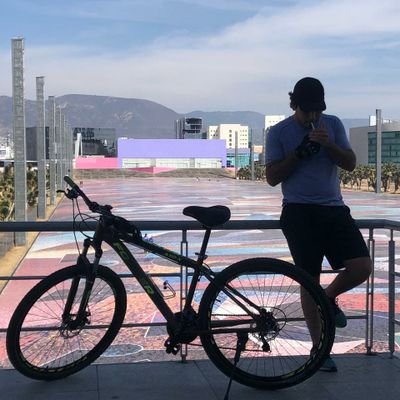 que haces aquí? sakese alv