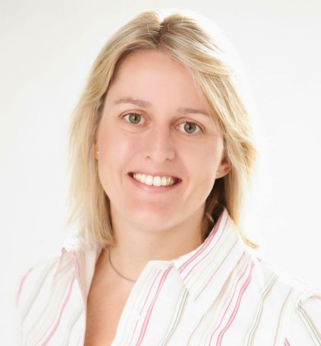 LaCourPatisseri's profile picture. Passionate baker and creator of gourmet bake-at-home kits, made with real ingredients. loves: baking, cooking & eating.  Follow my baking tips & tricks blog.