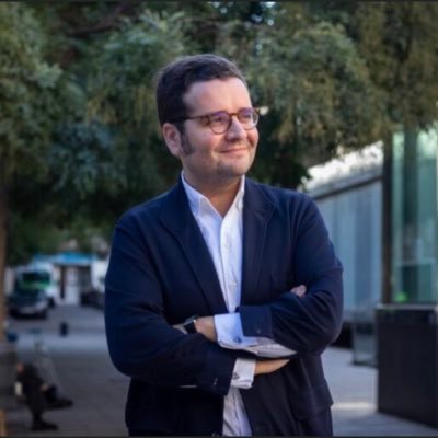 Empresario. Licenciado en Derecho y ADE. Barcelonés, apasionado del Barça y del Liceu. Vicesecretario Gral. de organización @ppcatalunya. Presidente @PP_Sarria