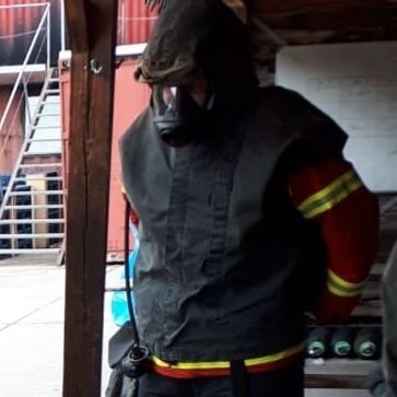 24 y.
Parttime paramedic and Firefighter.
Fulltime Aeorspace Engineering Student.
GameDev in my freetime.