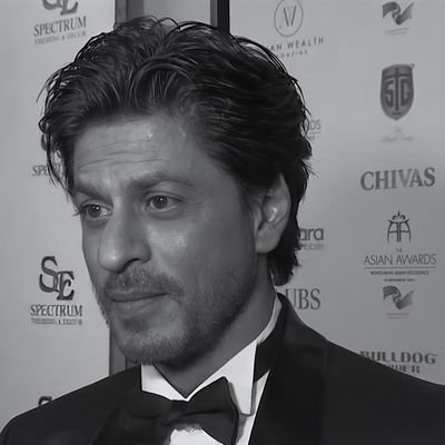 @iamsrk is everything in my life ❤ Biggest Fan to my king ❤ Srk is mere Zendagi ❤ I wish to meet him one day InshaAllah ❤