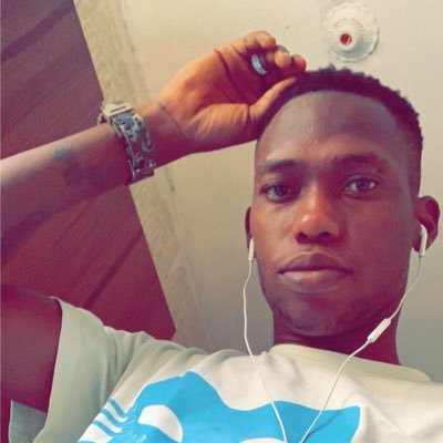 firevibe2's profile picture. Graduate 🎓,Footballer ⚽️, Human Rights Activist, Politician,Photographer 📸, Content creator, positive energy 💯 .All nah Cruise 🤪🤡