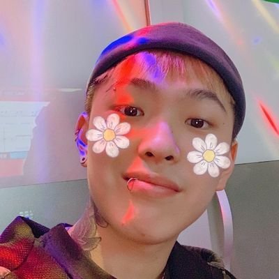 cute boys everywhere but like haon no one! danity💕
