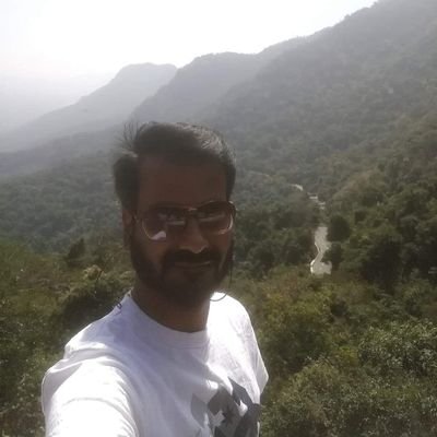 கடவுள் வரம் கிடைக்கவில்லை எனக்கு, கடவுளே வரமாக கிடைத்தார், என் அப்பா .
ღ Vimal Chandru ღ