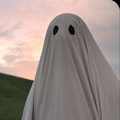 eshuman34's profile picture. Meet me in Montauk. #AbolishThePolice.
Indoctrinated by the @JournalStarNews Facebook comment section.