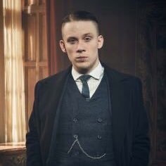 Perfil de fans do John Shelby, personagem do Joe Cole na esplêndida série ‘Peaky Blinders’. Johnny Boy