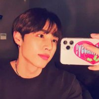 ◡̈ (@qxwoo) 's Twitter Profile