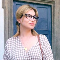 Robyn Schneider updates (@robynschneider) 's Twitter Profile