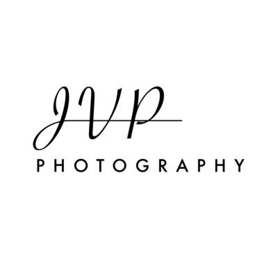 Wedding, Engagement, & Portrait Photographer based in Hamilton Ontario