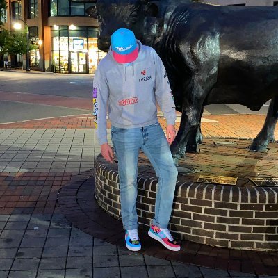 ChiefLee333's profile picture. Half-Evil 333 | 23 years young | "The 6'5 Demon" (NC Rizz)

CS2 Streamer - Top 3k US @faceitcs - 27k Elo Premier

Twitch: https://t.co/QSkNcn9XUS
