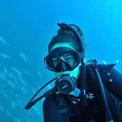 PhD candidate at AIMS@UWA studying coral thermal resilience along Ningaloo Reef #conservation #genomics #climatechange
