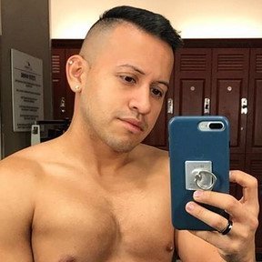 Hi! Want meet me? 😈 Find my profile and talk here:
https://t.co/VwtofzLBsm