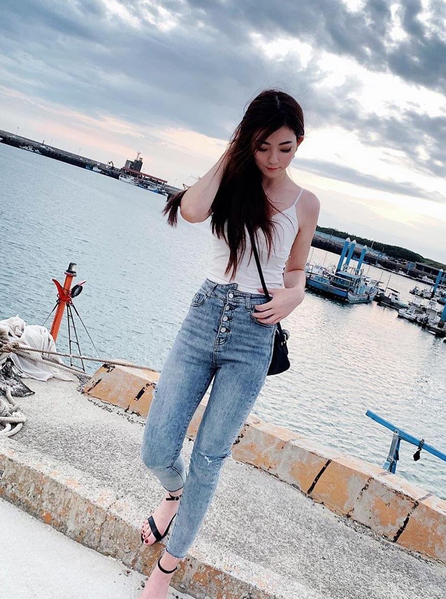 Neob_83689's profile picture. 新しい友達を作りたい☆ フォーしたら、写真送ってあげる
 😘😘👙