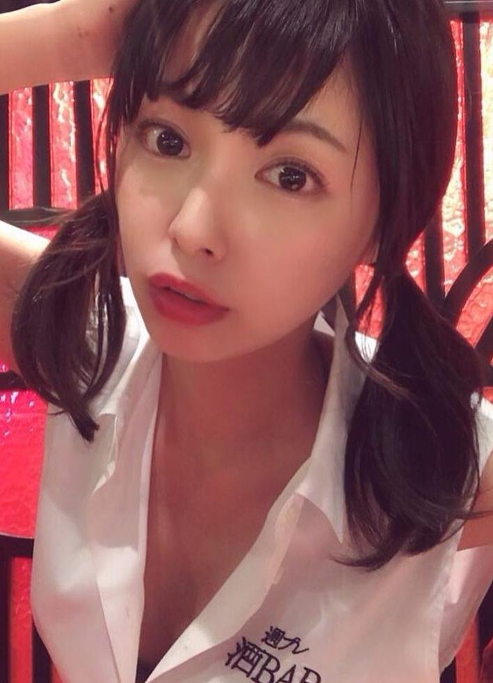 美人の独身女性で、今彼氏を探しているのです☆ フォーしてくれたら、写真送ってあげる～
 💝😜😘