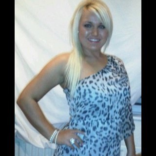 lexi_ferguson25's profile picture. #Mammy #Wifey #Colby