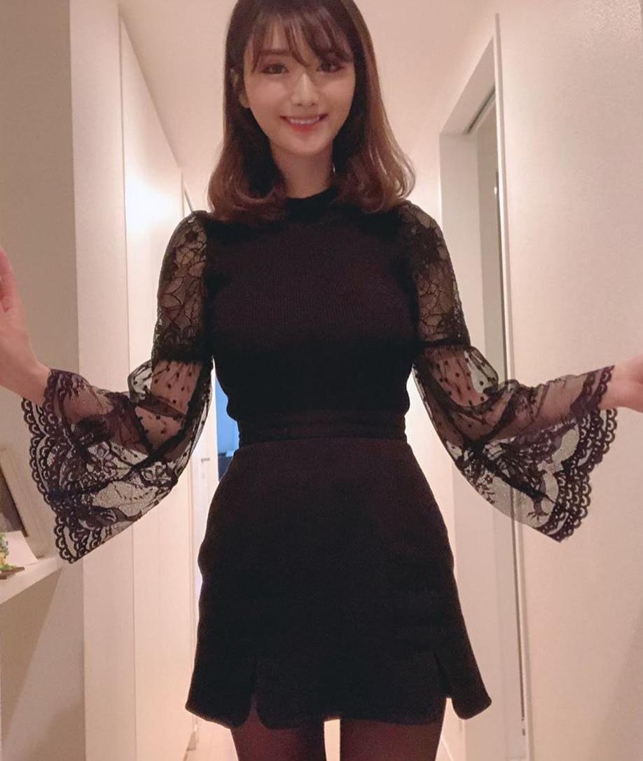 彼氏がいないセクシーな女性で、あなただけを探している フォーしたら、写真を送ってあげる~ まってるよ!
💝👄🍑