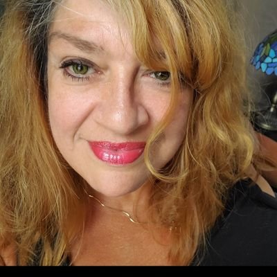 im a nursing professor at Purdue Northwest. I have 3 adult children and 5 grand kids. I Iove my yorkie, Archie, I'm single. I love to dance and I'm very funny:)